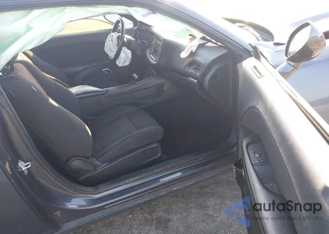 2020 Dodge Challenger Sxt z USA, uszkodzony, nr VIN 2C3CDZAG5LH117871